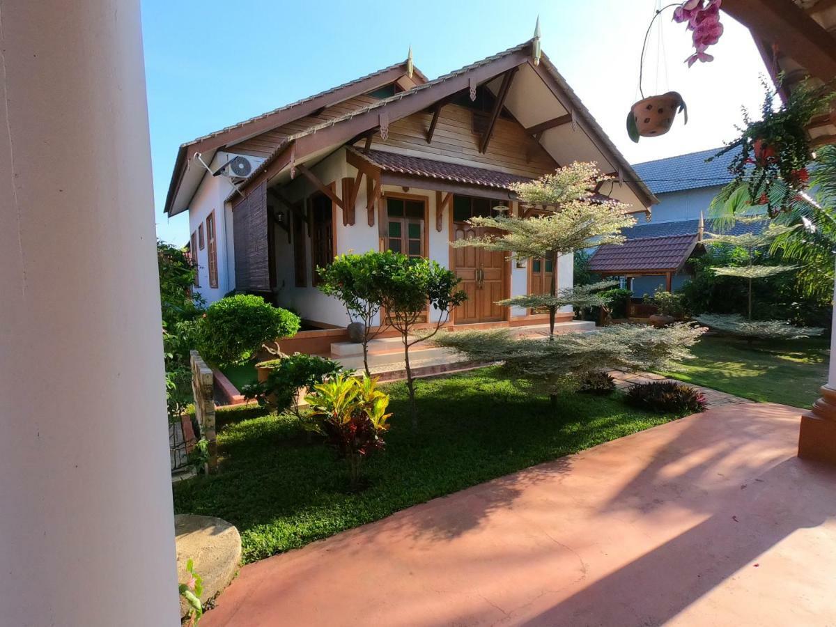 Anjung Nor Muslim Homestay Dungun Exterior foto